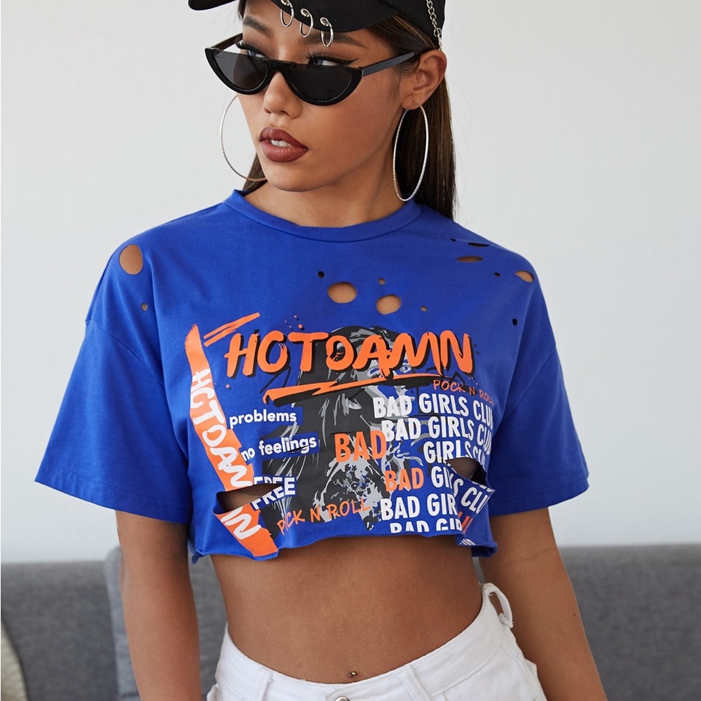 SHEIN Blue Graphic Crop Top